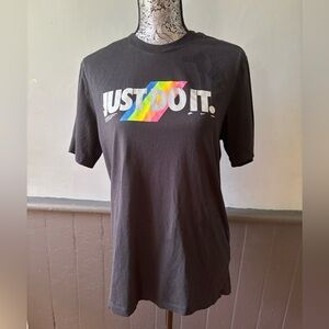 Nike Black Tee with Bright Rainbow Just Do It Graphic Men’s Medium